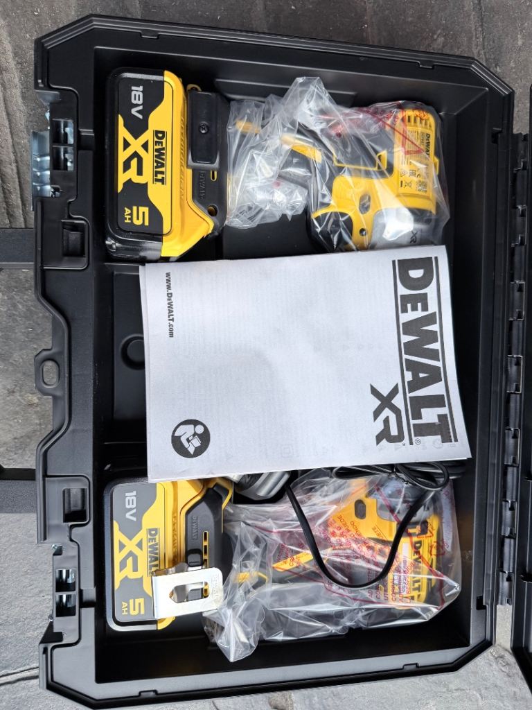 Dewalt cordless drill 