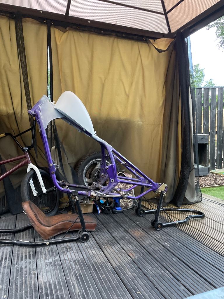 Hard tail frame 