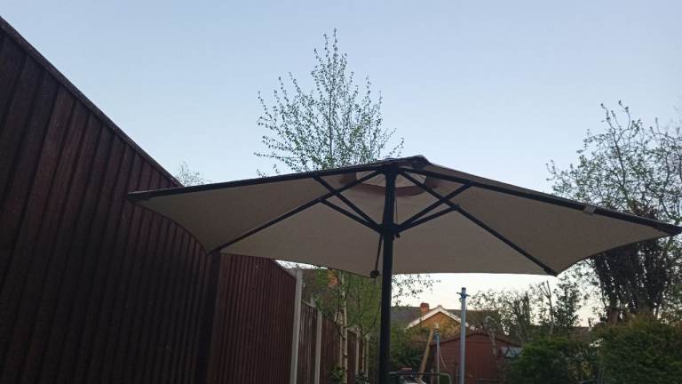 Parasol umbrella new cream colour crank handle 2 meter £25