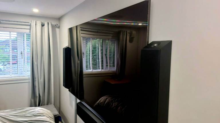 Samsung QN800D 8K 85 INCH TV