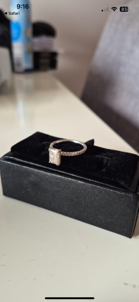 Moissanite Diamond Ring 