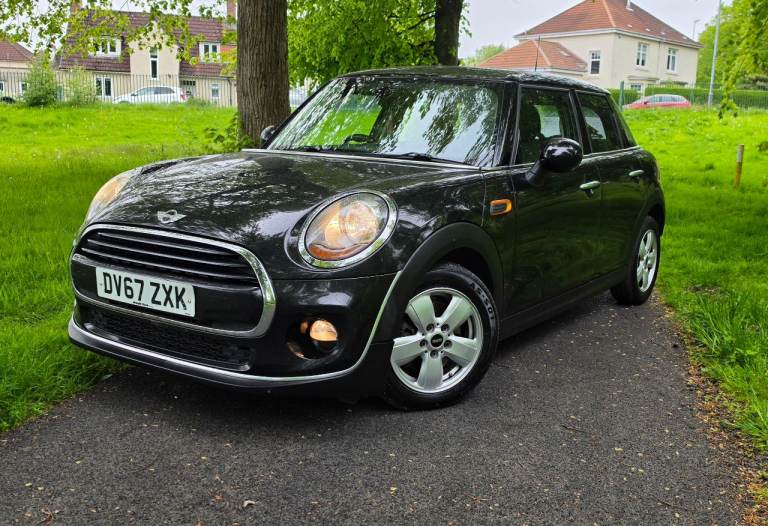 2017 MINI COOPER HATCH 1.5 D ULEZ EURO 6 FSH HPI CLEAR