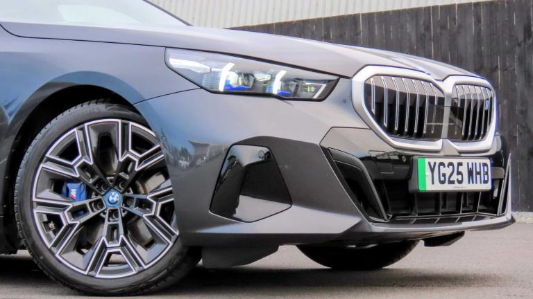 2025 BMW i5 250kW eDrive40 M Sport 84kWh 5dr Auto Estate Electric Automatic