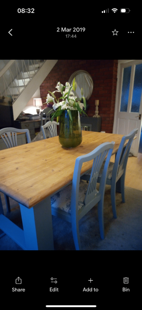 Stunning French Style Oak Dining Table & Chairs