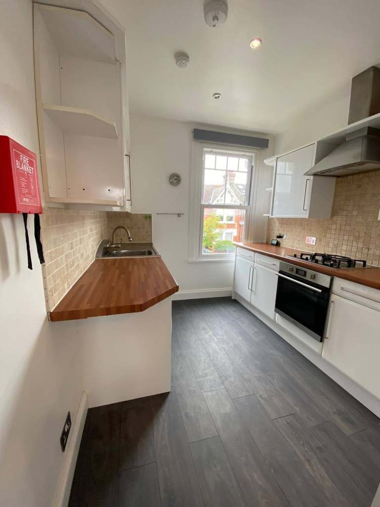 BRAND NEW ONE DOUBLE BEDROOM PROPERTY IN WINCHMORE HILL N21