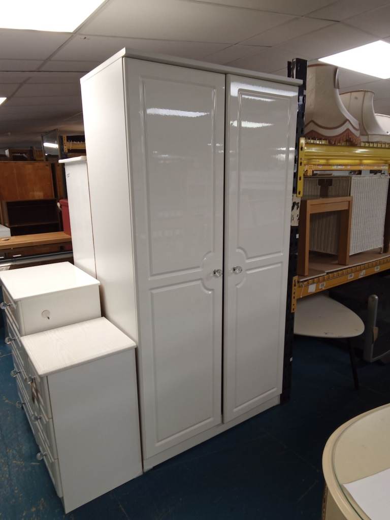 White Diamante Handle Double Wardrobe TCL Reuse 109124