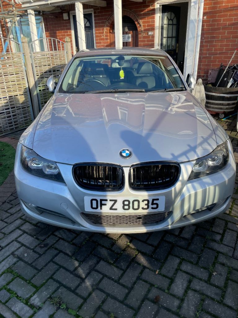 BMW, 3 SERIES, Saloon, 2009, Manual, 1995 (cc), 4 doors