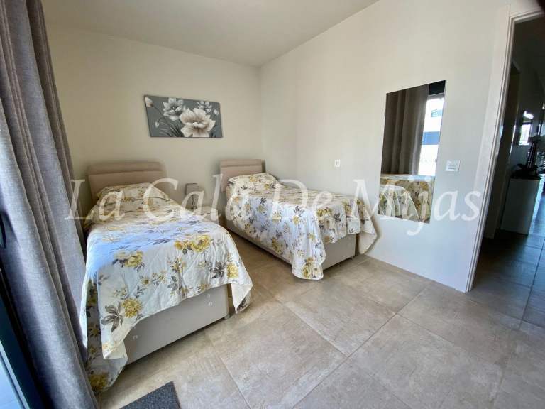 2 Bedroom 2 Bathroom Apartment to rent in La Cala de Mijas SPAIN
