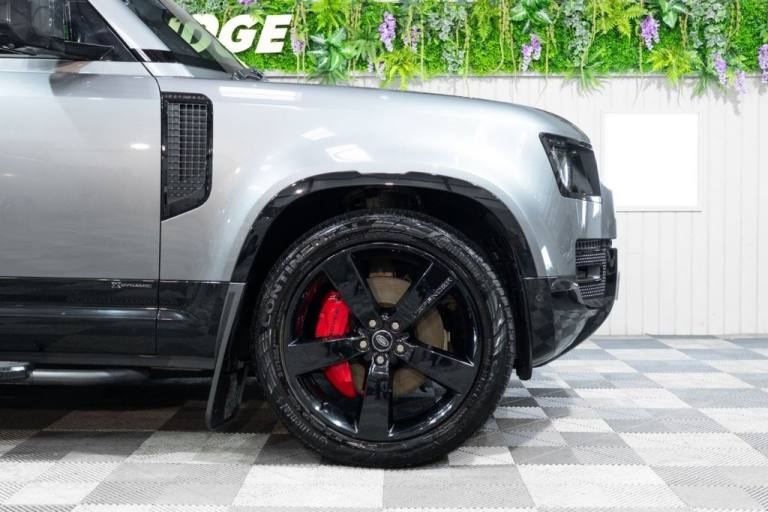 2021 Land Rover Defender 3.0 D300 MHEV X-Dynamic HSE SUV 5dr Diesel Auto 4WD Euro 6 (s/s) (300 ps...