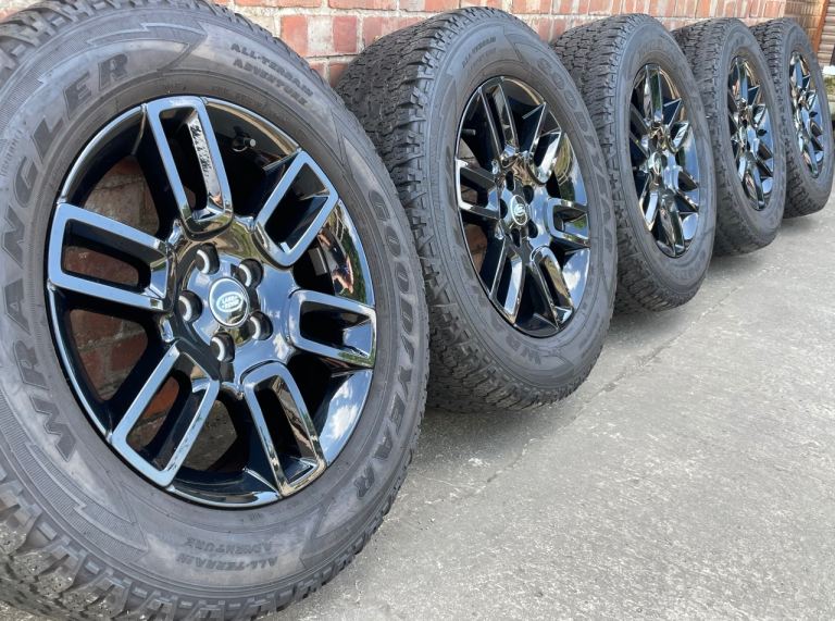 5x Land Rover Defender 19” Black Alloy Wheel 255/65/19 All Terrain Tyre Discovery