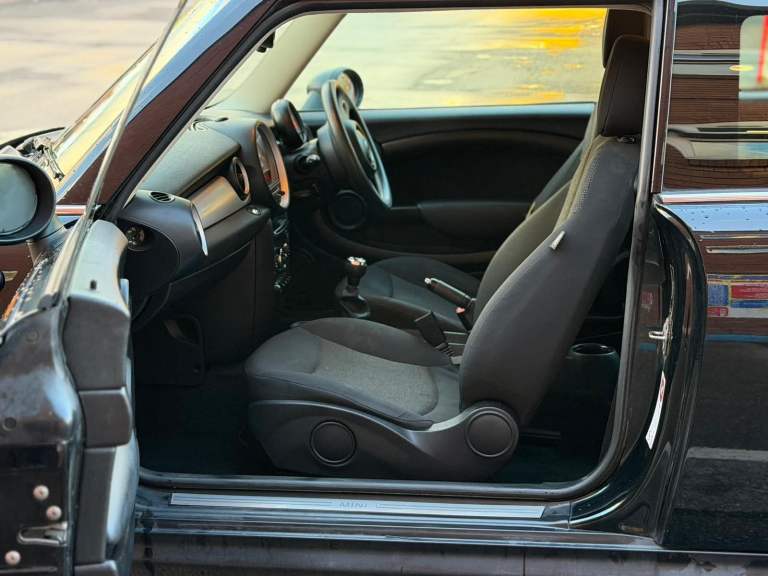 Mini, CLUBMAN, Estate, 2013, Manual, 1598 (cc), 5 doors