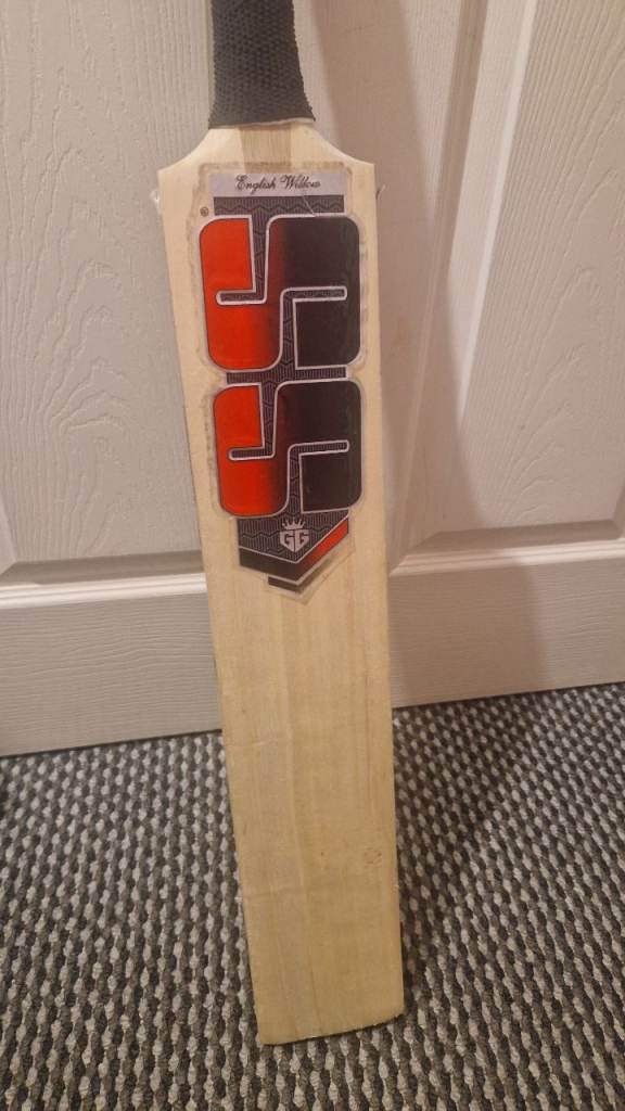 Cricket bat: BIG SALE :£55