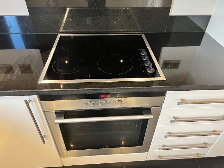 PROFESSIONAL END OF TENANCY CLEANING/DEEP CLEANING ALL LONDON