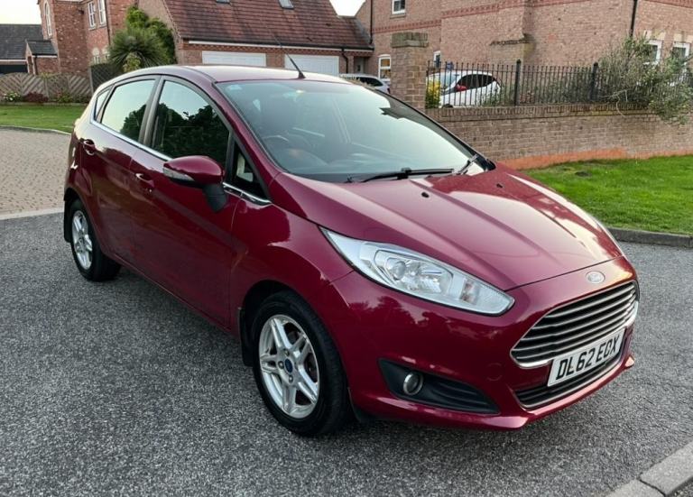 image for 2013 FORD FIESTA 1.0 ZETEC GENUINE 67,000 MILES LONG MOT JUST SERVICED LOVELY!