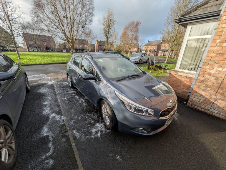 Kia, CEED, Hatchback, 2013, Manual, 1582 (cc), 5 doors