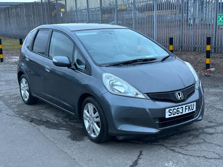 2013 Honda Jazz 1.4 i-VTEC ES Plus 5dr HATCHBACK Petrol Manual