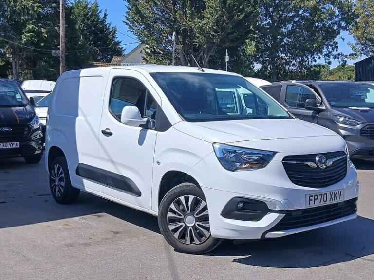 2020 Vauxhall Combo 1.5 Turbo D 2300 Sportive Panel Van 4dr Diesel Manual L1 H1 Euro 6 (100 ps) P...