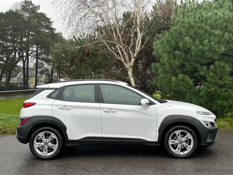 2022 Hyundai KONA 1.0 TGDi 48V MHEV SE Connect 5dr HATCHBACK PETROL Manual