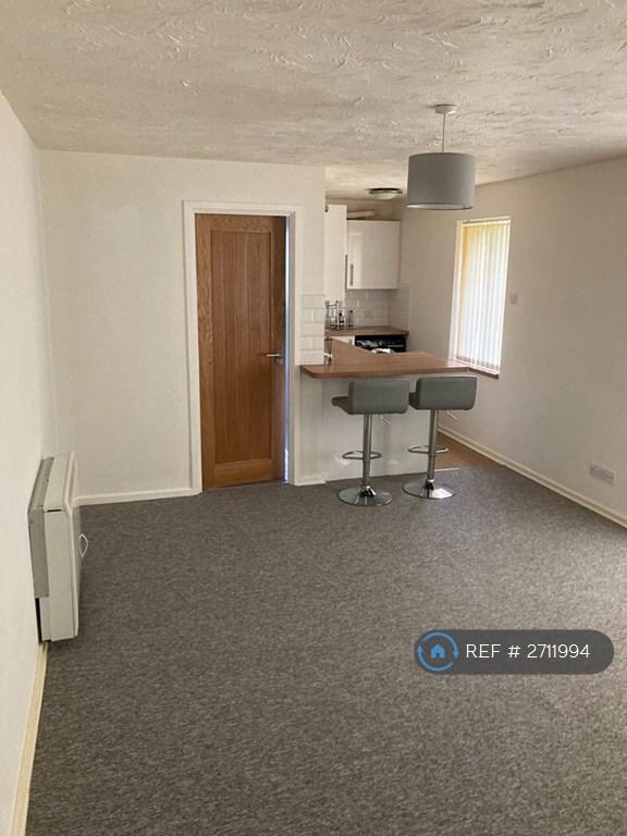 1 bedroom flat in Burgoyne Court, Potton, Sandy, SG19 (1 bed) (#2711994)