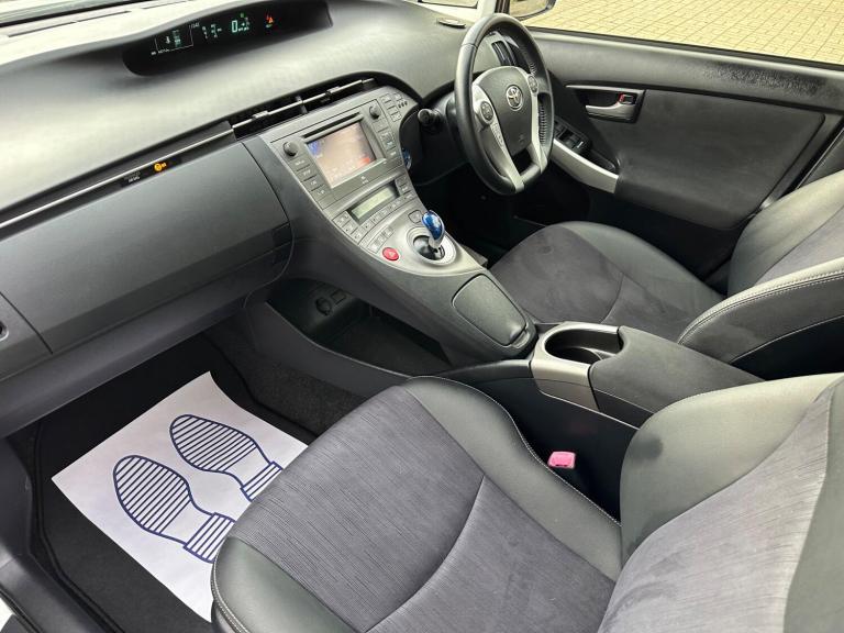 2012 Toyota Prius 1.8 VVT-h T Spirit CVT Euro 5 (s/s) 5dr HATCHBACK Petrol/Electric Hybrid Automatic