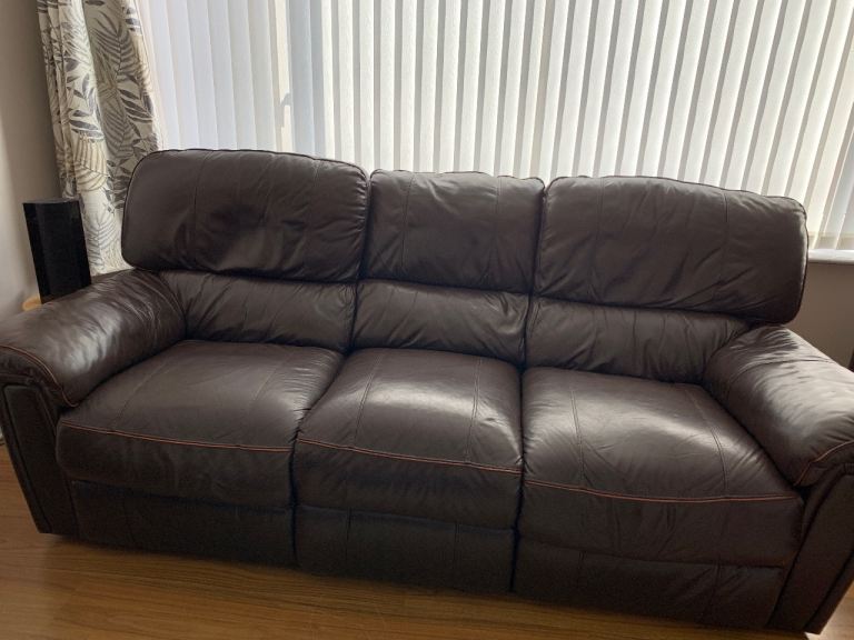 Two 3 seater leather sofas (one electric and one manual recliners. £400