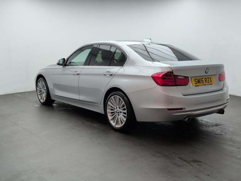 2015 BMW 3 Series 3.0 335i Luxury Saloon 4dr Petrol Auto Euro 6 (s/s) (306 ps) GLASS SUNROOF+ SAL...