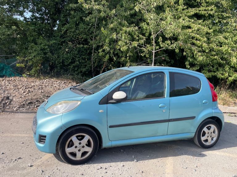 PEUGEOT 107 1.0 SPORTIUM 11 REG BLUE 5 DOOR MOT MARCH 4TH 2027 TAX £20 LOW INSURANCE 60+MPG
