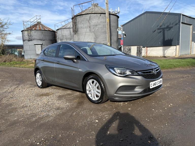 2016 Vauxhall Astra 1.6 CDTi 16V ecoFLEX Tech Line 5dr HATCHBACK Diesel Manual