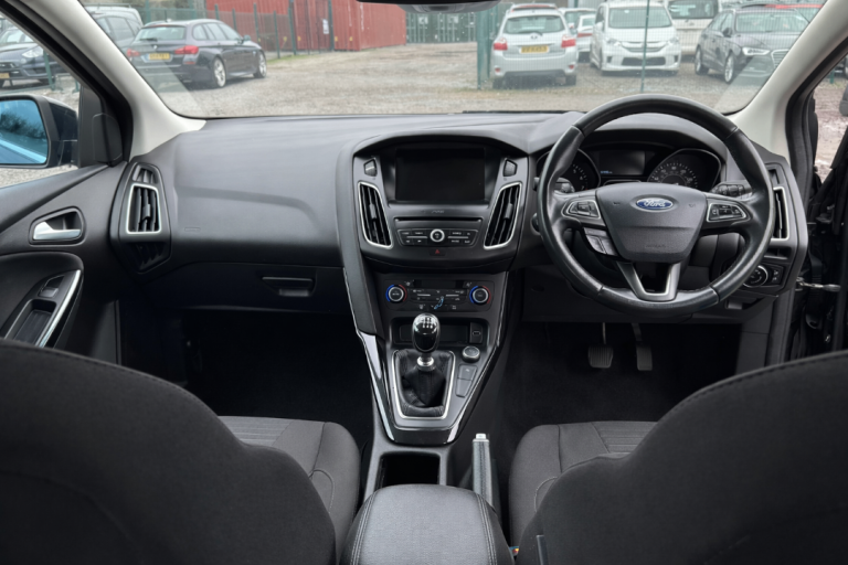 Ford, FOCUS, Hatchback, 2018, Manual, 999 (cc), 5 doors
