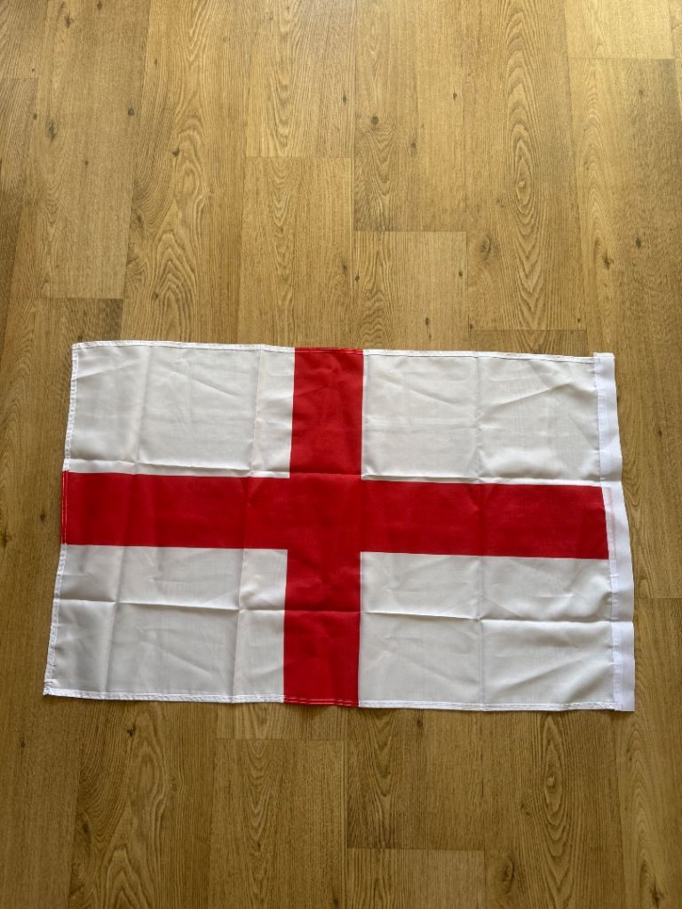 England St George Flag – 90 × 57 cm (35.4 × 22.4 in) – Perfect for World Cup 2026