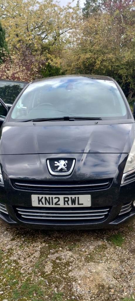 Peugeot, 5008, MPV, 2012, Manual, 1560 (cc), 5 doors