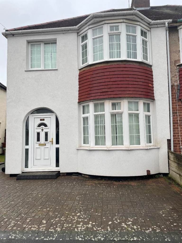 3 Bedroom Extended House To Rent - Wednesbury