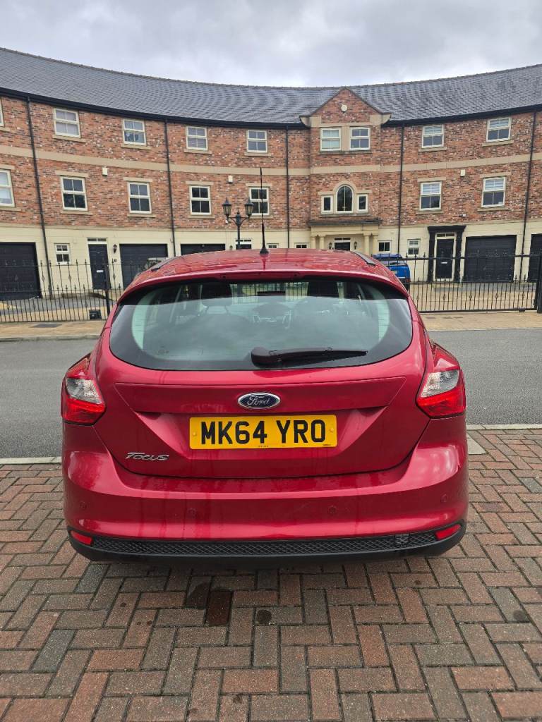 FORD FOCUS 