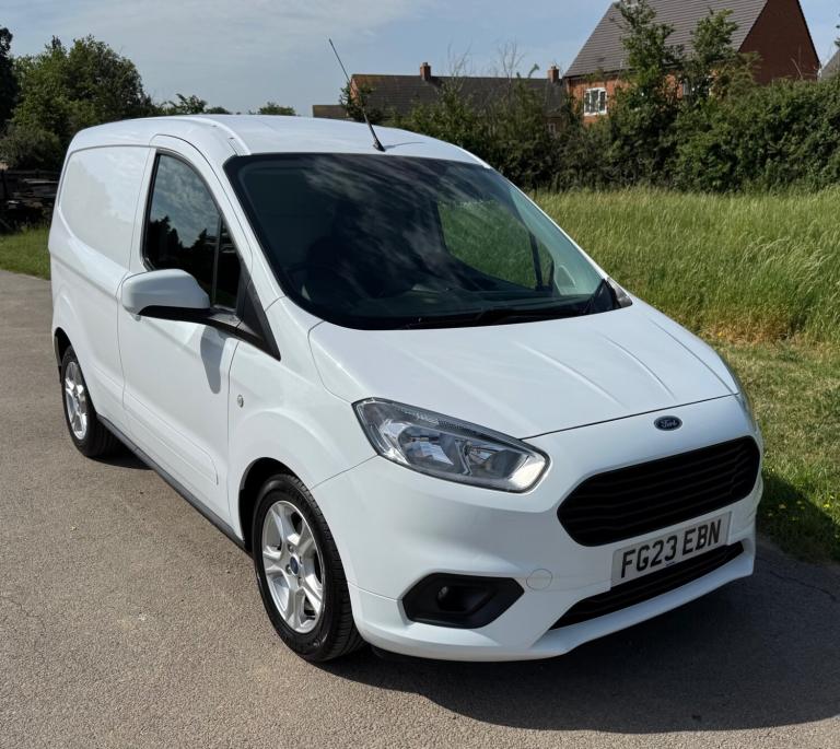 2023 Ford Transit Courier 1.0 EcoBoost Limited White Van - 58,660 Miles