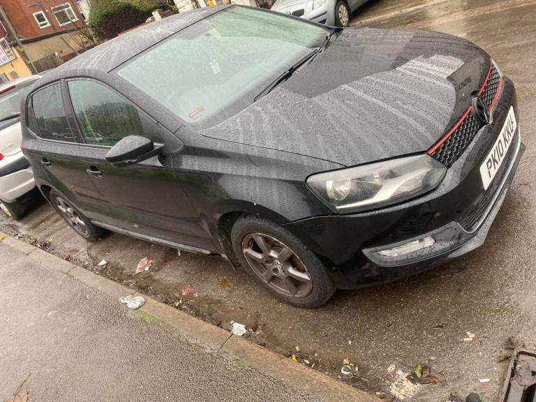 Volkswagon polo breaking 