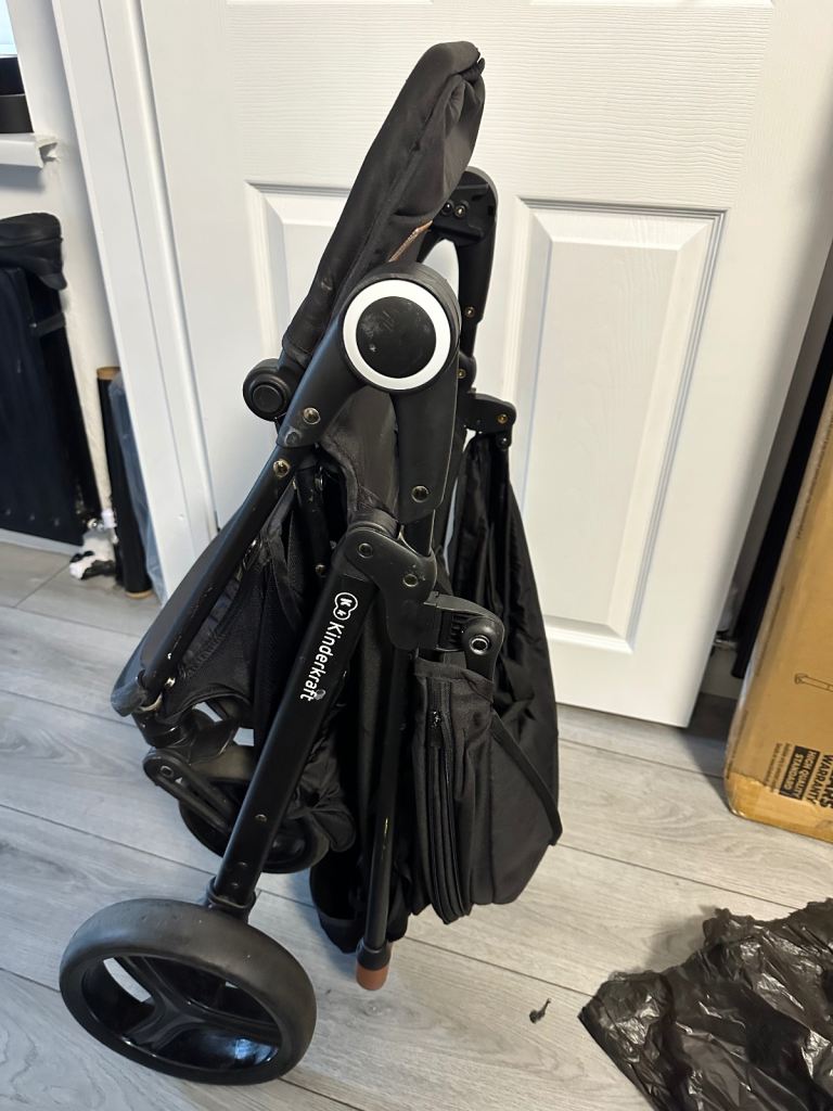 Kinderkraft Grande Plus Stroller Pushchair for Toddlers 