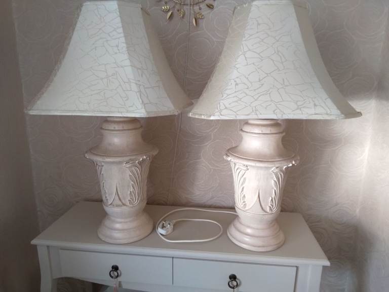 LARGE MATCHING PAIR WHITE WASHED CARVED BASE LAMPS COORDINATING SHADES
