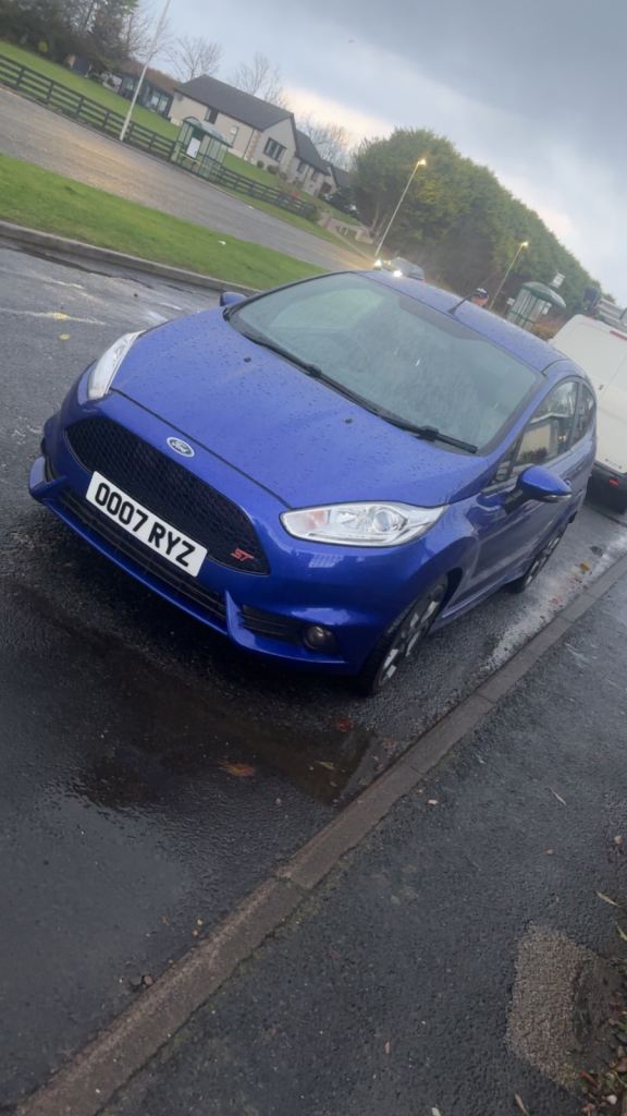 Ford, FIESTA, Hatchback, 2017, Manual, 1596 (cc), 3 doors