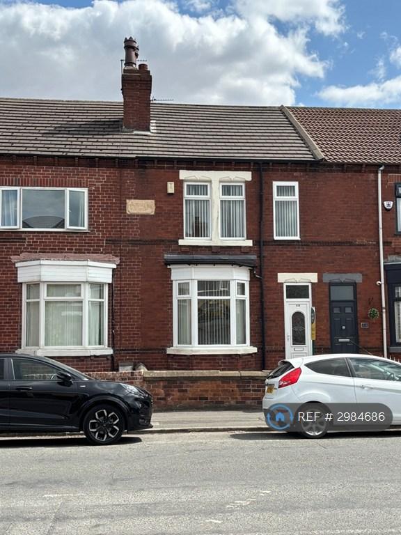 3 bedroom house in Castleford Road, Normanton, WF6 (3 bed) (#2984686)