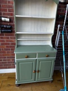 Lovely Green and White Kitchen Dresser Unit – 