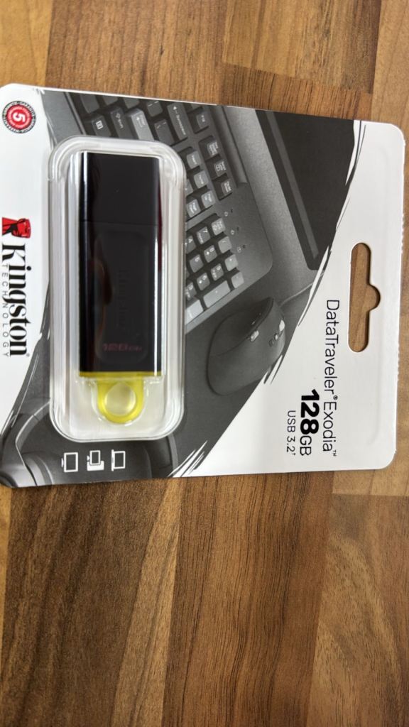USB flash 128 GB Fast 