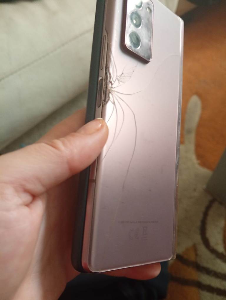 Samsung z fold 2 