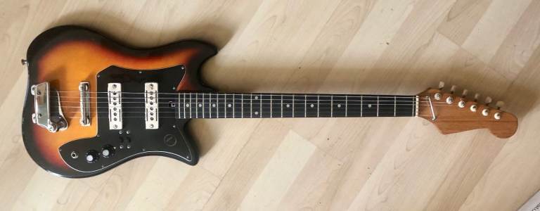 VINTAGE JAPANESE MADE KAY ET-200 GUITAR FROM THE 60S/70S.