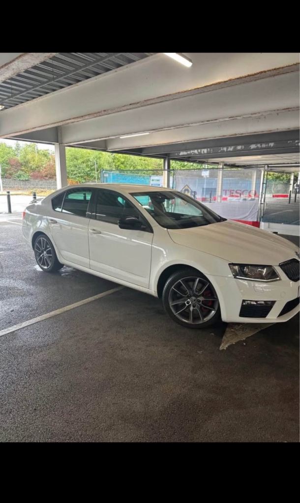 Skoda, OCTAVIA, Hatchback, 2014, Manual, 1968 (cc), 5 doors