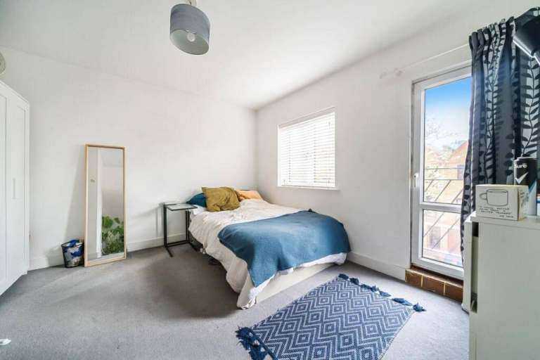 🪄🌹Spacious Double Room in Stepney Green💓Couples Welcome | Available Immediately!!