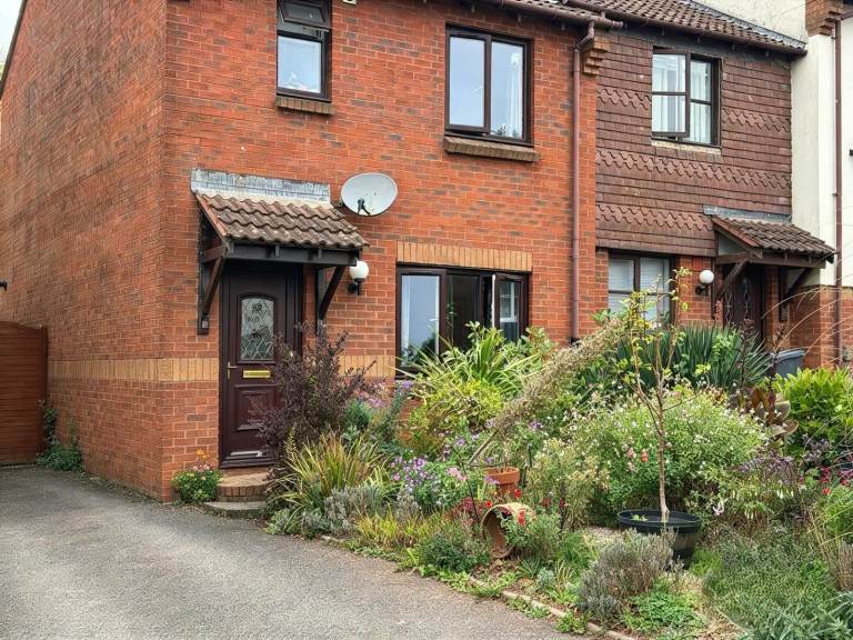 3 Bedroom House to rent in Paignton