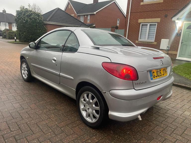 Peugeot, 206, Convertible, 2005, Manual, 1587 (cc), 2 doors