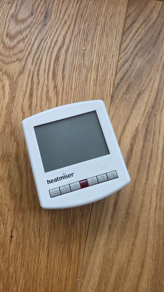 Heatmiser PRT v3 room/central heating thermostat