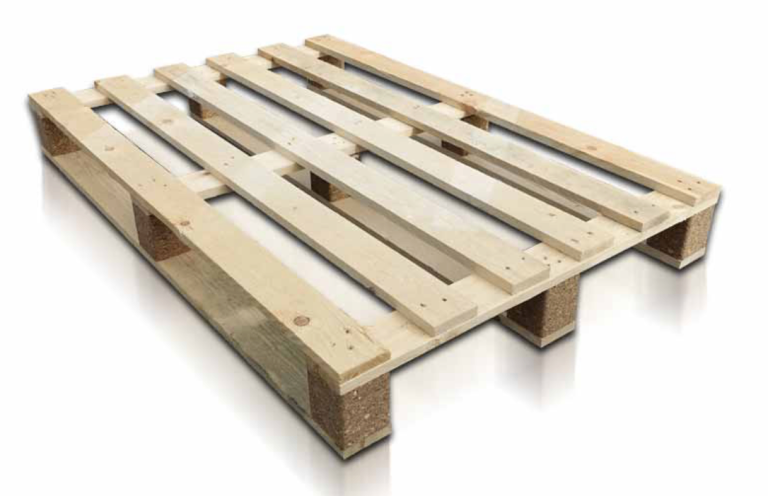 Wooden Pallets available for collection 61" x 43.5" (155cm x 110cm)