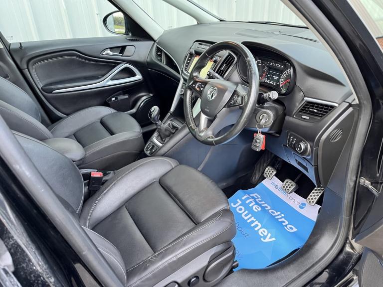 VAUXHALL ZAFIRA TOURER 1.4 i Turbo SRi Nav Black Manual Petrol 2017